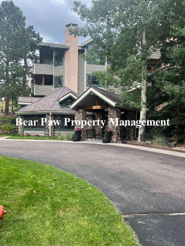 Foto principal - Two bedroom in Rocky Village!!