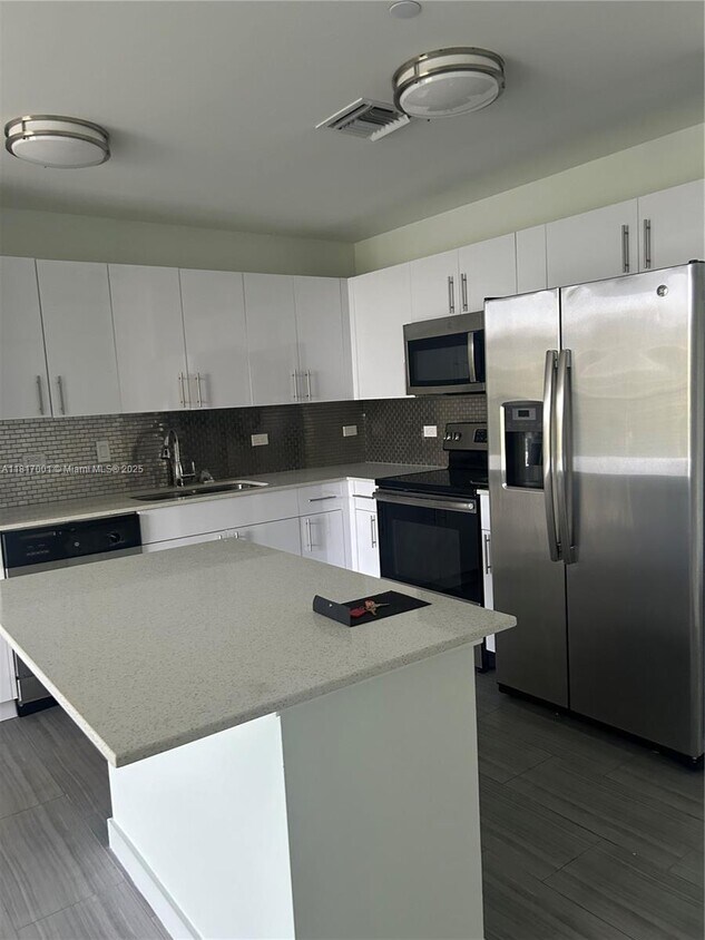Foto principal - 1776 Polk St