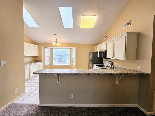 Building Photo - 674 Tollis Pkwy