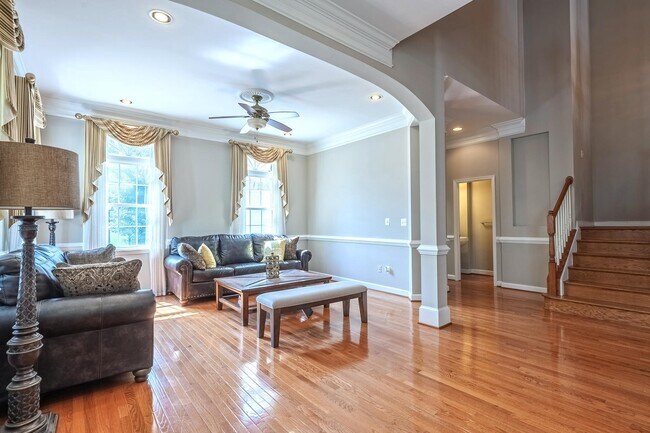 Building Photo - 13048 Blackbird Pl