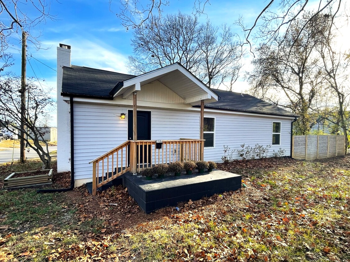 Primary Photo - 148 Atlantic Ave