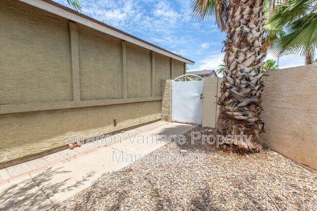 Foto del edificio - 19802 N 4th St