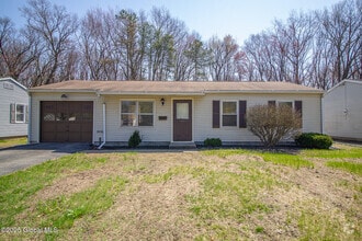 Building Photo - 31 Mildred Ln