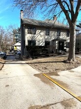 Building Photo - 418 Ash Ave