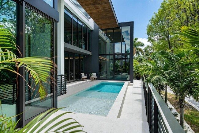 Foto del edificio - 3571 Fair Isle St