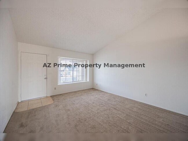 Building Photo - 2422 E Calypso Ave