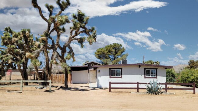 Building Photo - 7638 Elk Trail