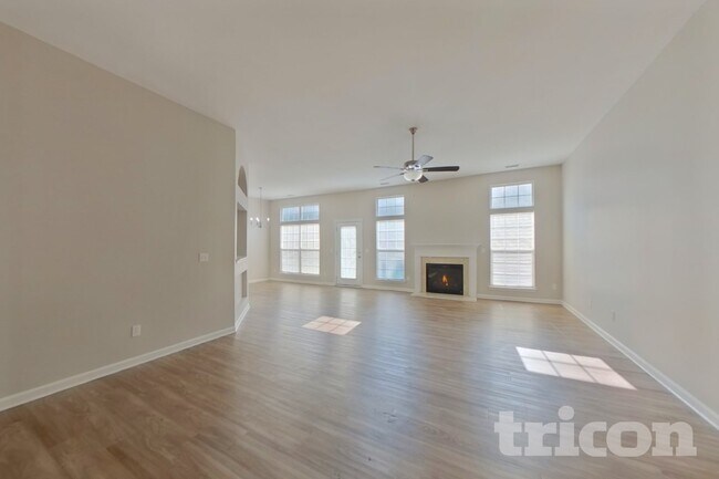 Foto del edificio - 6202 Trotters Ridge Rd