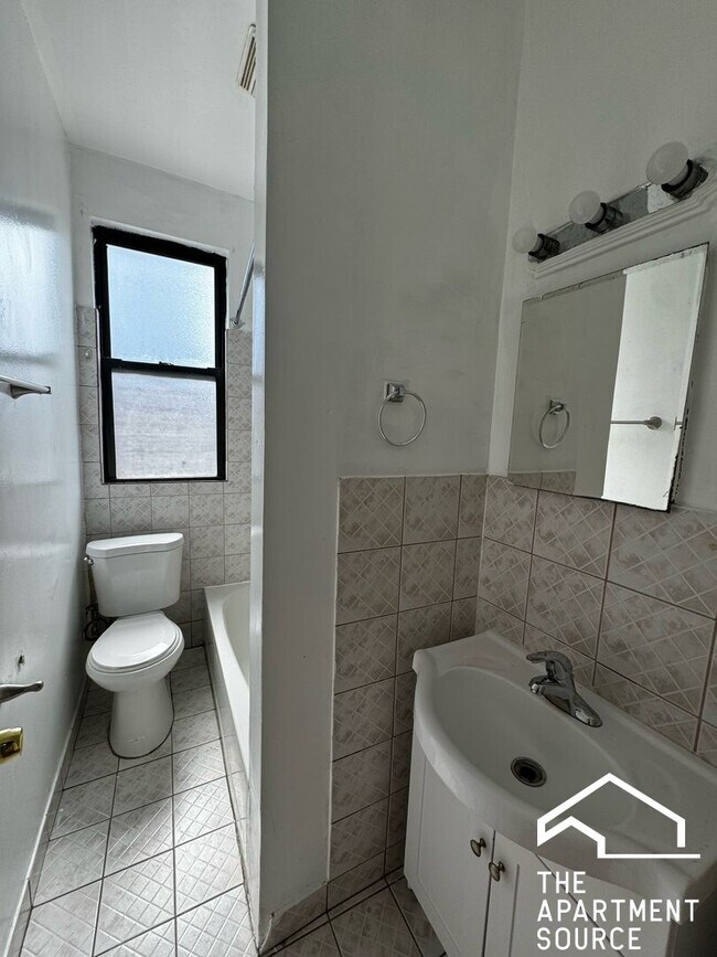 Foto del edificio - 4805 N Central Park Ave