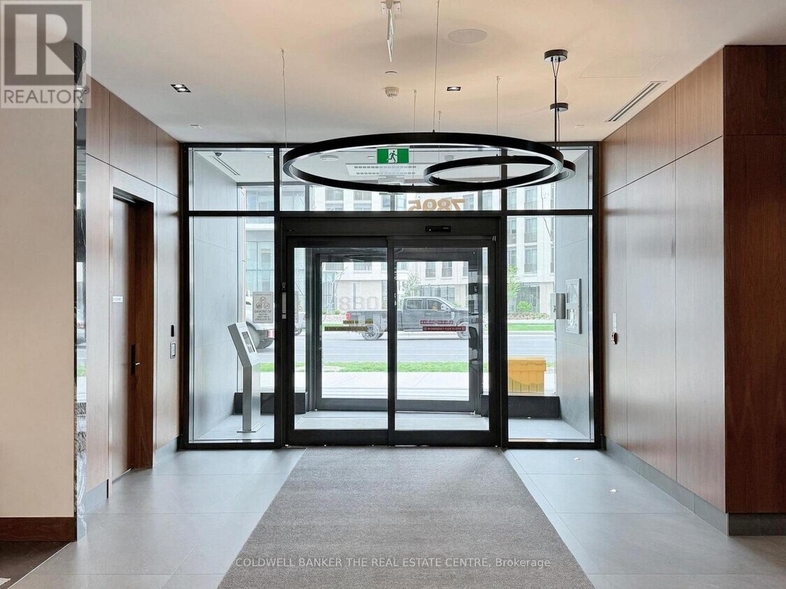 Primary Photo - 7895 Jane St