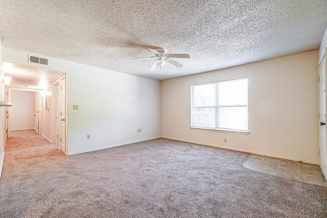 Sala de estar - Village Square of Jacksonville