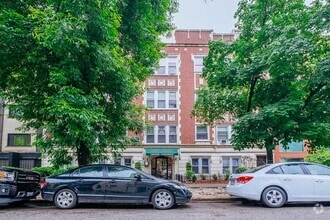 Building Photo - 514 W Melrose