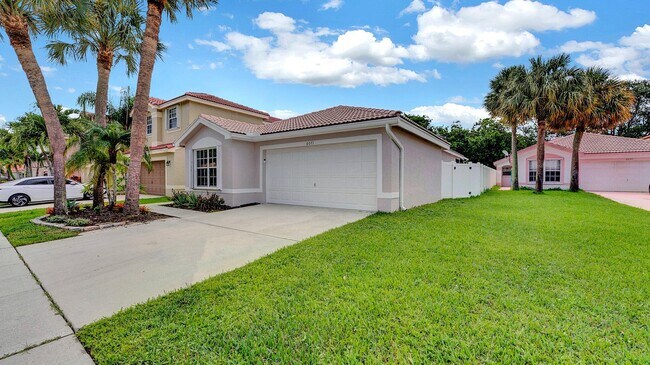 Building Photo - 8071 Stirrup Cay Ct