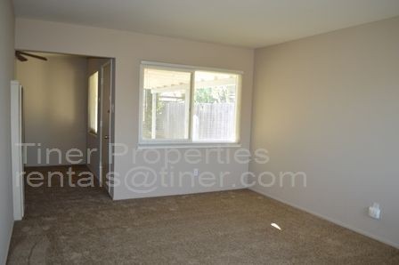 Building Photo - 3816 Elkhorn Blvd