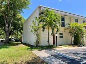 Building Photo - 2801 N 34th Ave