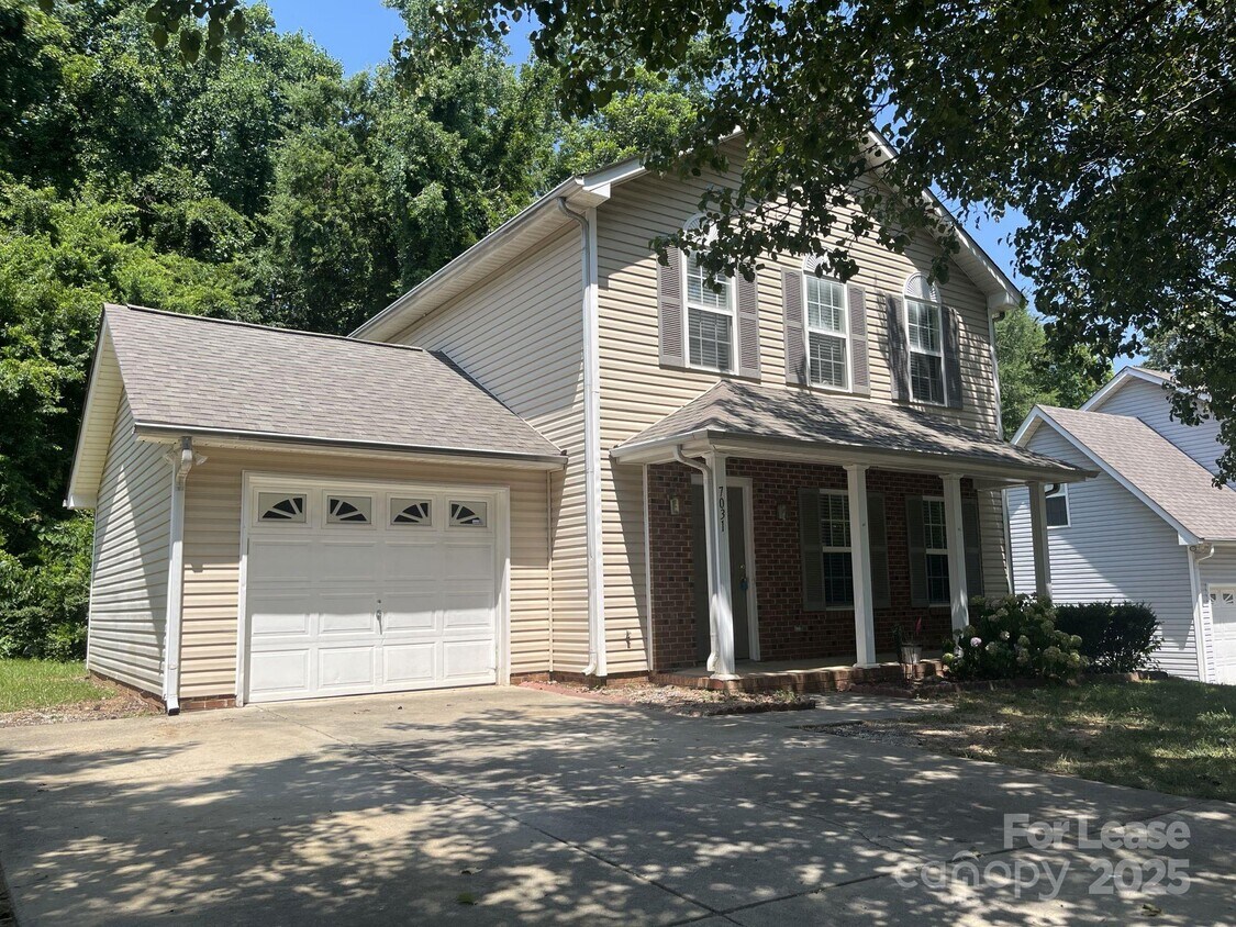 Foto principal - 7031 Rumple Rd