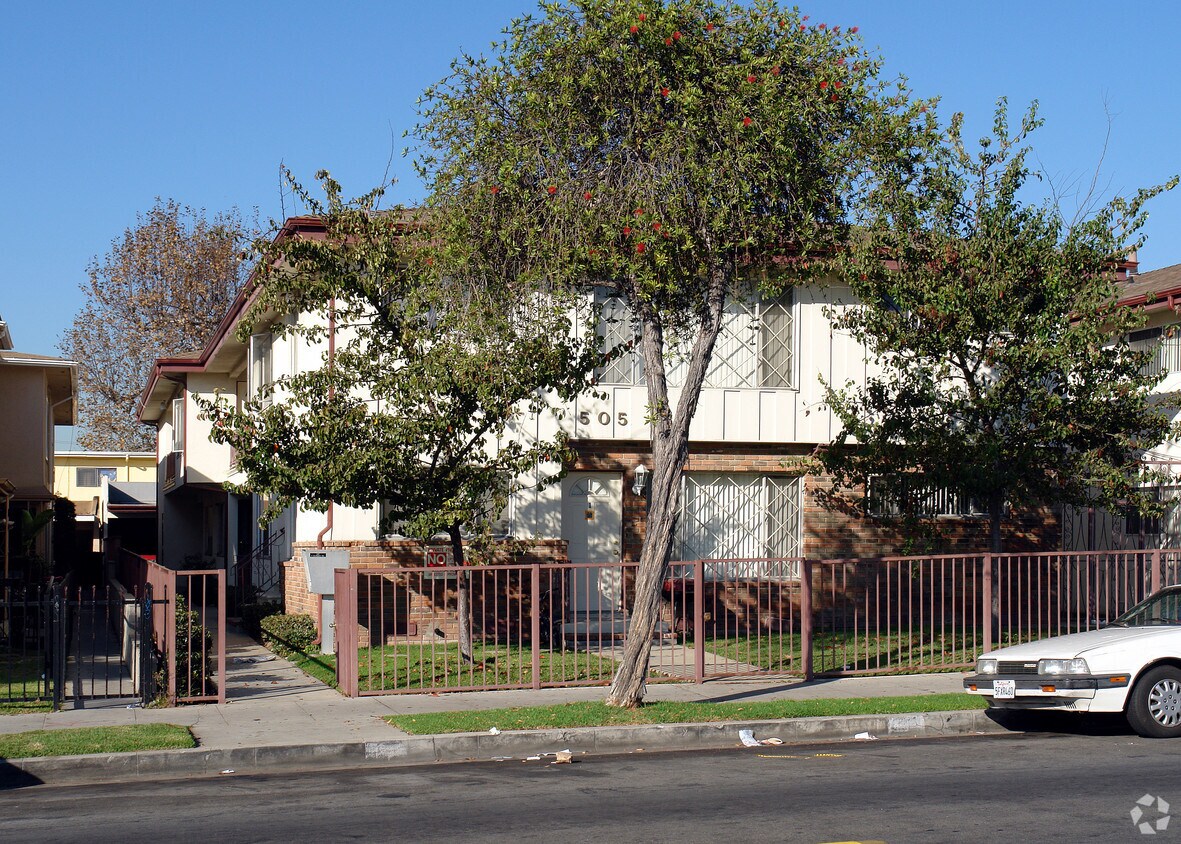 Foto principal - 505 S Eucalyptus Ave