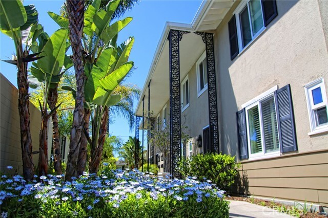 Building Photo - 1741 Tustin Ave
