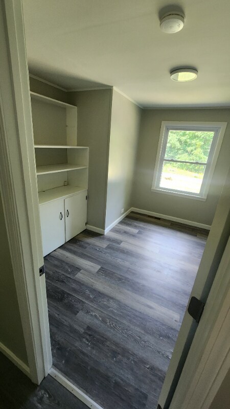 Building Photo - 456 Winona Rd