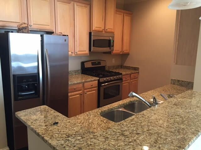 Building Photo - 2 Bedroom 2 Bath Condo on Daniel Island