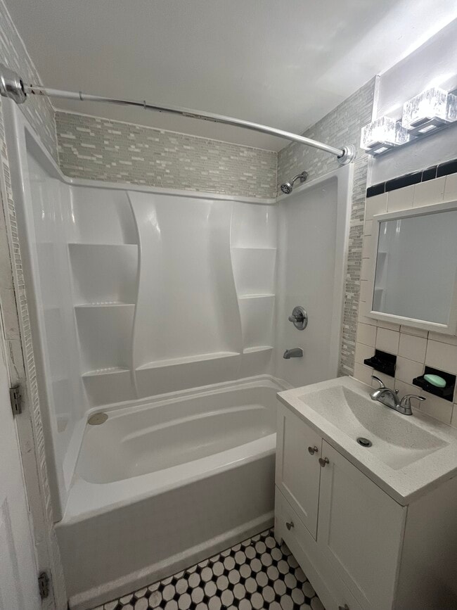 Bathroom - 5111 Avenue H