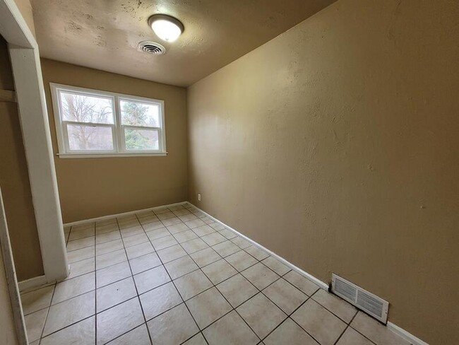 Building Photo - 1763 Badger Street