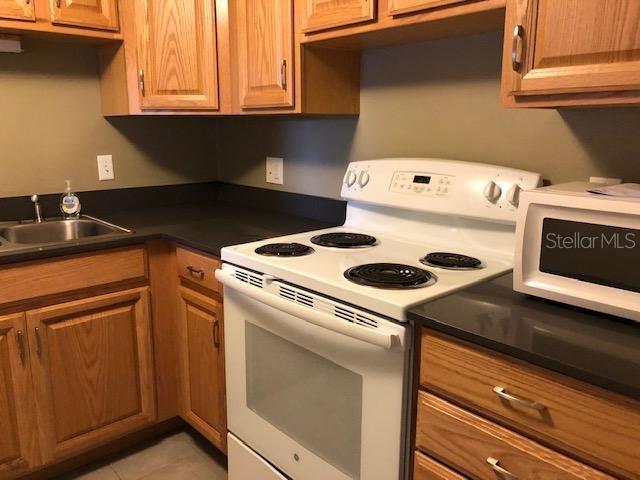 Building Photo - 2467 Finlandia Ln