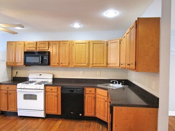 Foto del edificio - 456 E 3rd St