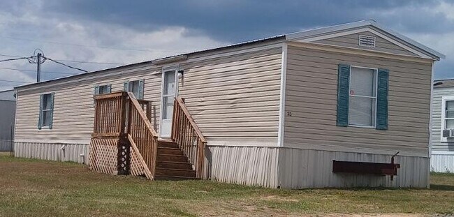 Foto del edificio - 161 Cowboy Ln