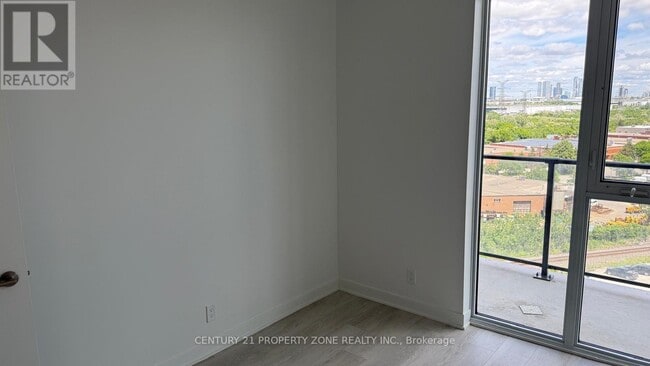 Building Photo - 6 flavelle trail