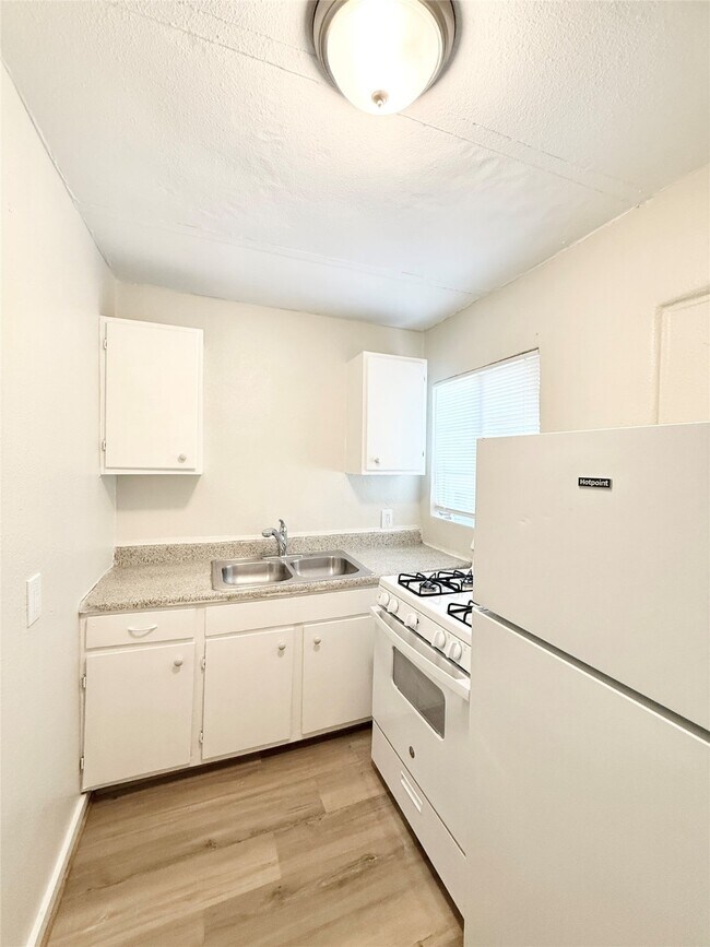 Foto del edificio - 2717 Hadley St