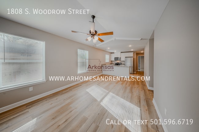 Building Photo - 1808 S Woodrow St