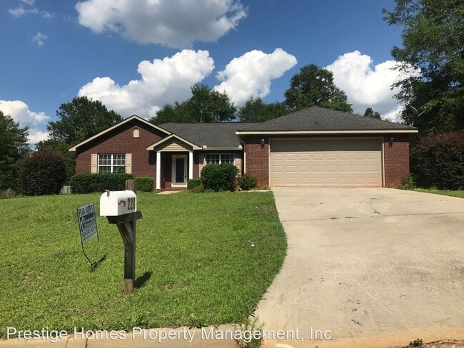 Building Photo - 3 br, 2 bath House - 228 Cedar Grove
