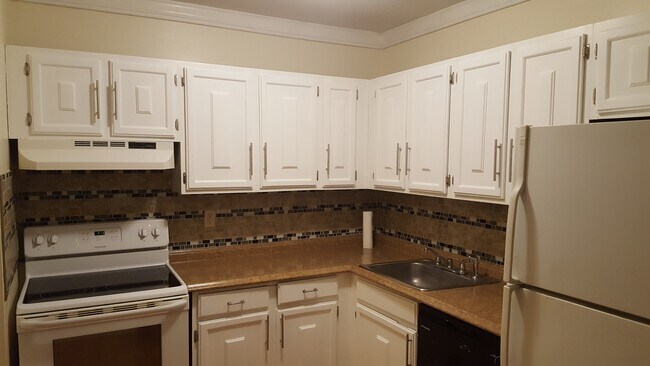 Building Photo - 153 Bull Hill Ln