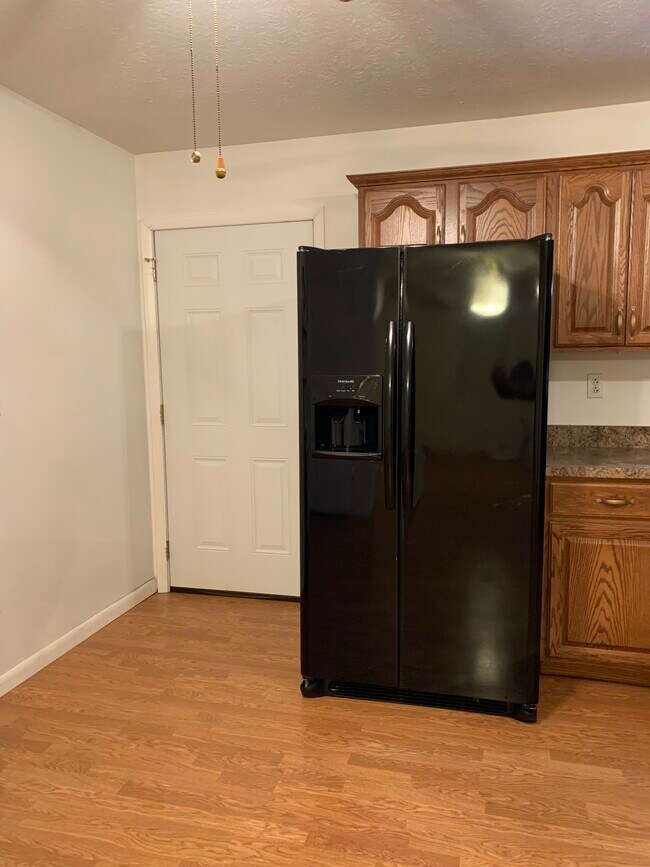 Building Photo - 17 Christian Way Ln