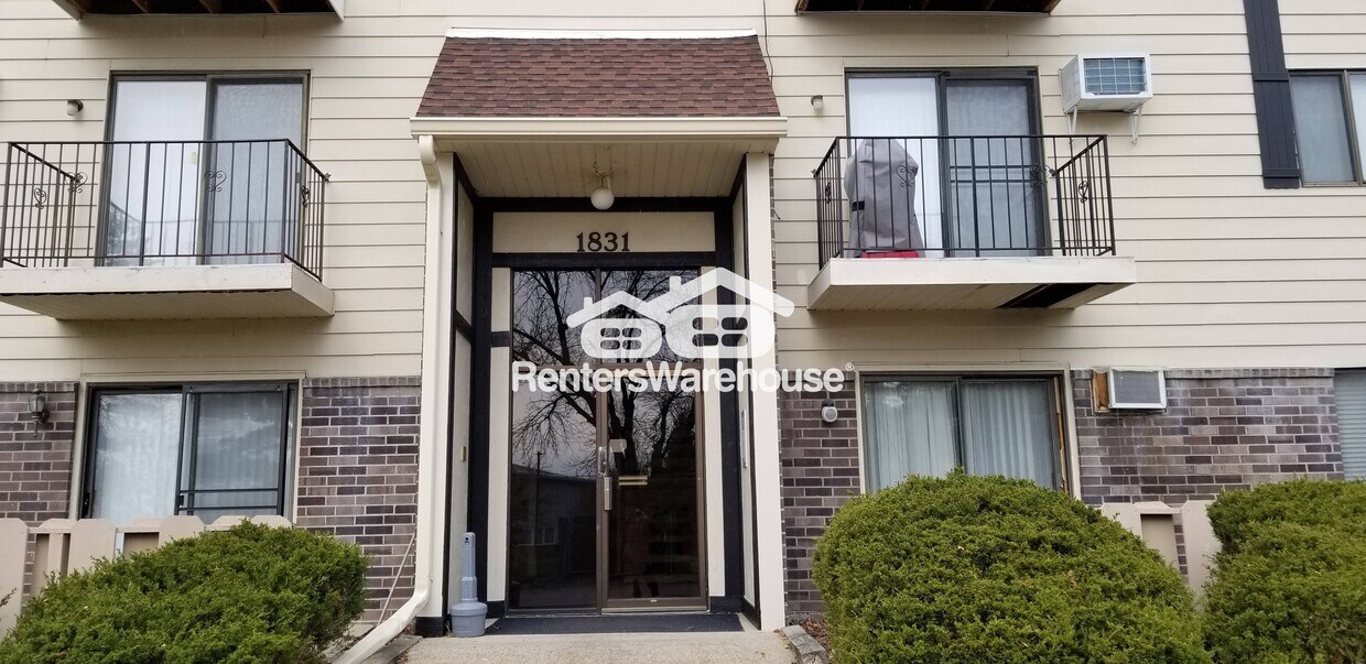 Foto principal - 1831 Fuller Rd