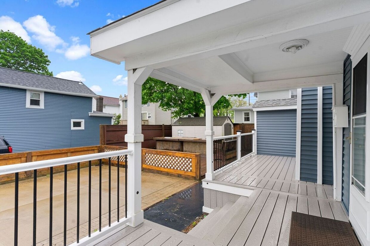 Photo - 21 Borden St (East Providence, RI)