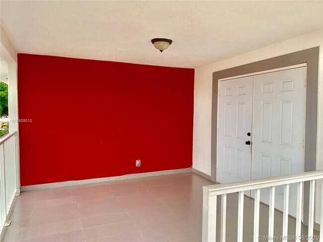 Foto del edificio - 2238 NW 5th St