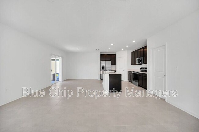 Building Photo - 2209 Aquifer Ln