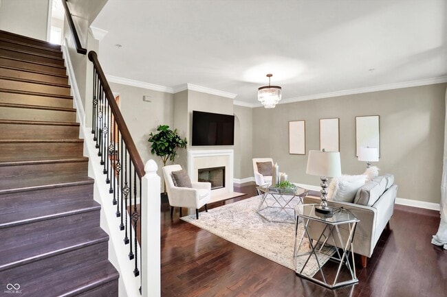 Foto del edificio - 529 E New York St