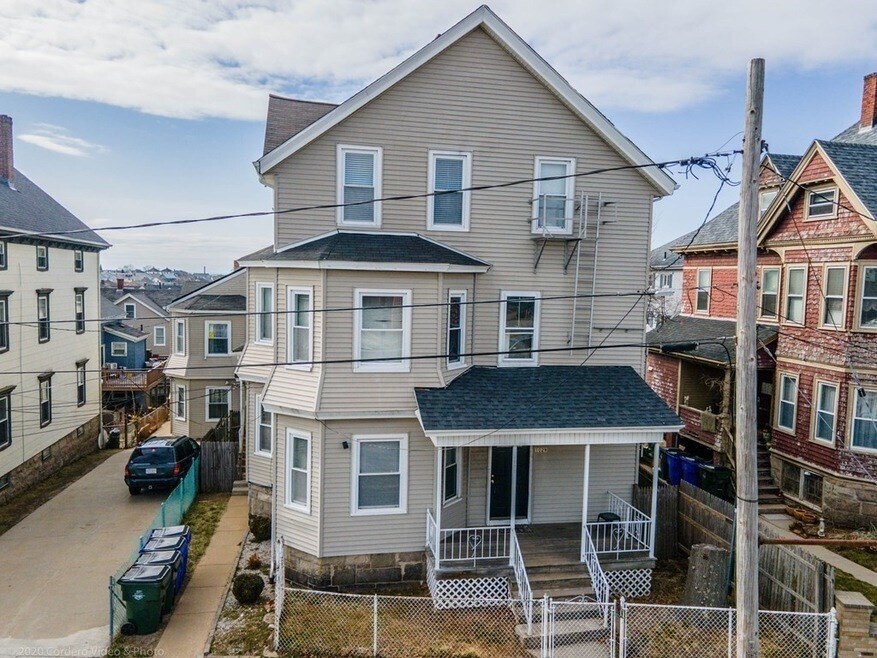 Foto principal - 1029 Plymouth Ave