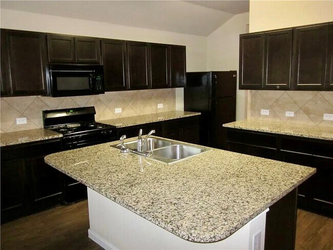 Building Photo - 541 Alpha