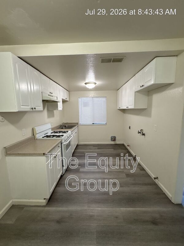 Foto del edificio - 402 N West St