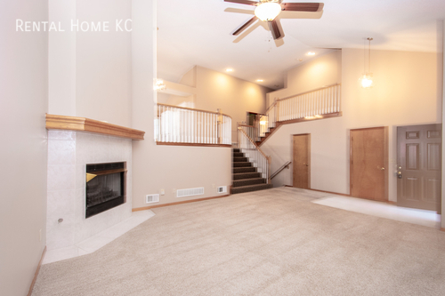 Building Photo - 5509 W 153rd St