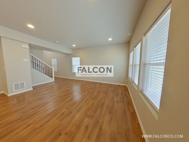 Building Photo - 4271 Samaritan Lp