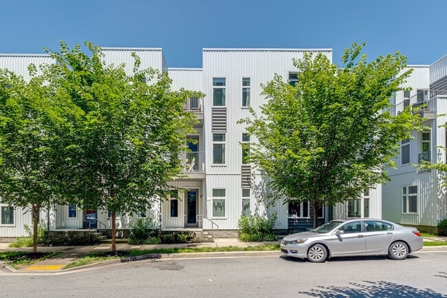 Coming Soon! East Nashville off Gallatin R... - Coming Soon! East Nashville off Gallatin R... House