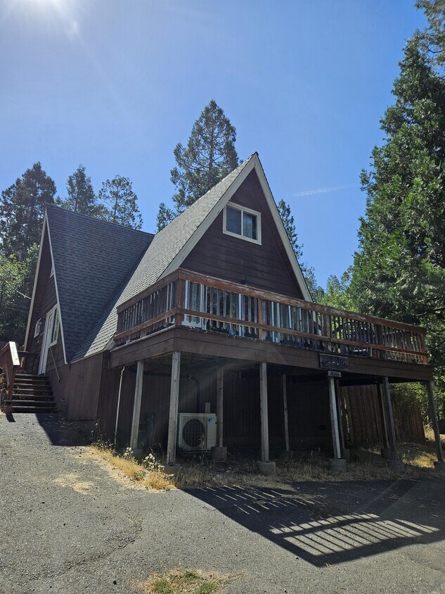 Primary Photo - 22765 Black Hawk Dr