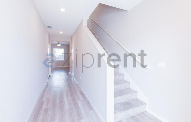 Foto del edificio - 2766 Bedell St