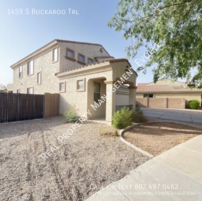 Building Photo - 1459 S Buckaroo Trail