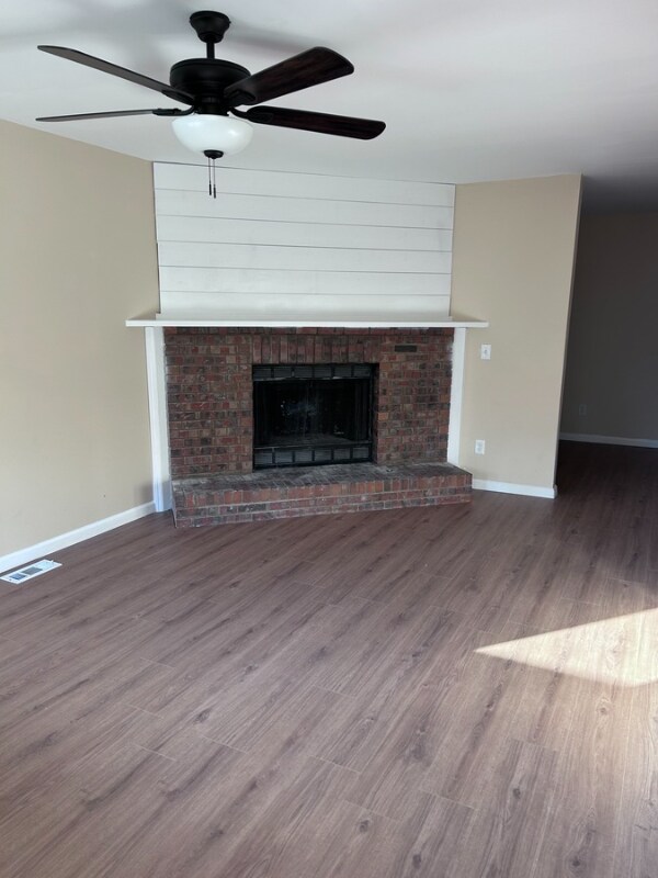 Foto del edificio - 6040 Sand Wedge Cir